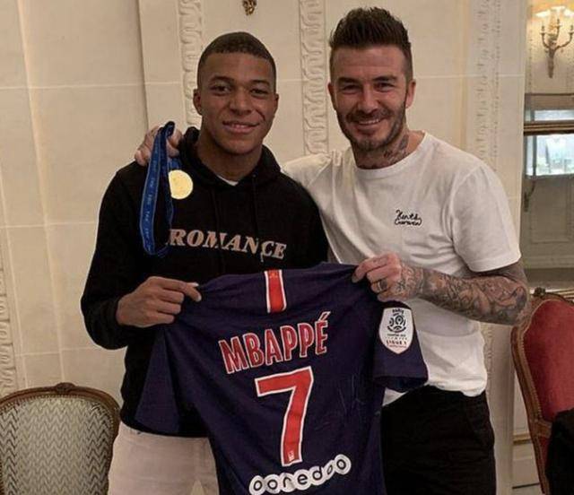 库拉索、苏里南和印尼：本届世预赛为什么有那么多荷兰二队？（本届世预赛“荷兰二队”为何扎堆？聚焦库拉索、苏里南与印尼）