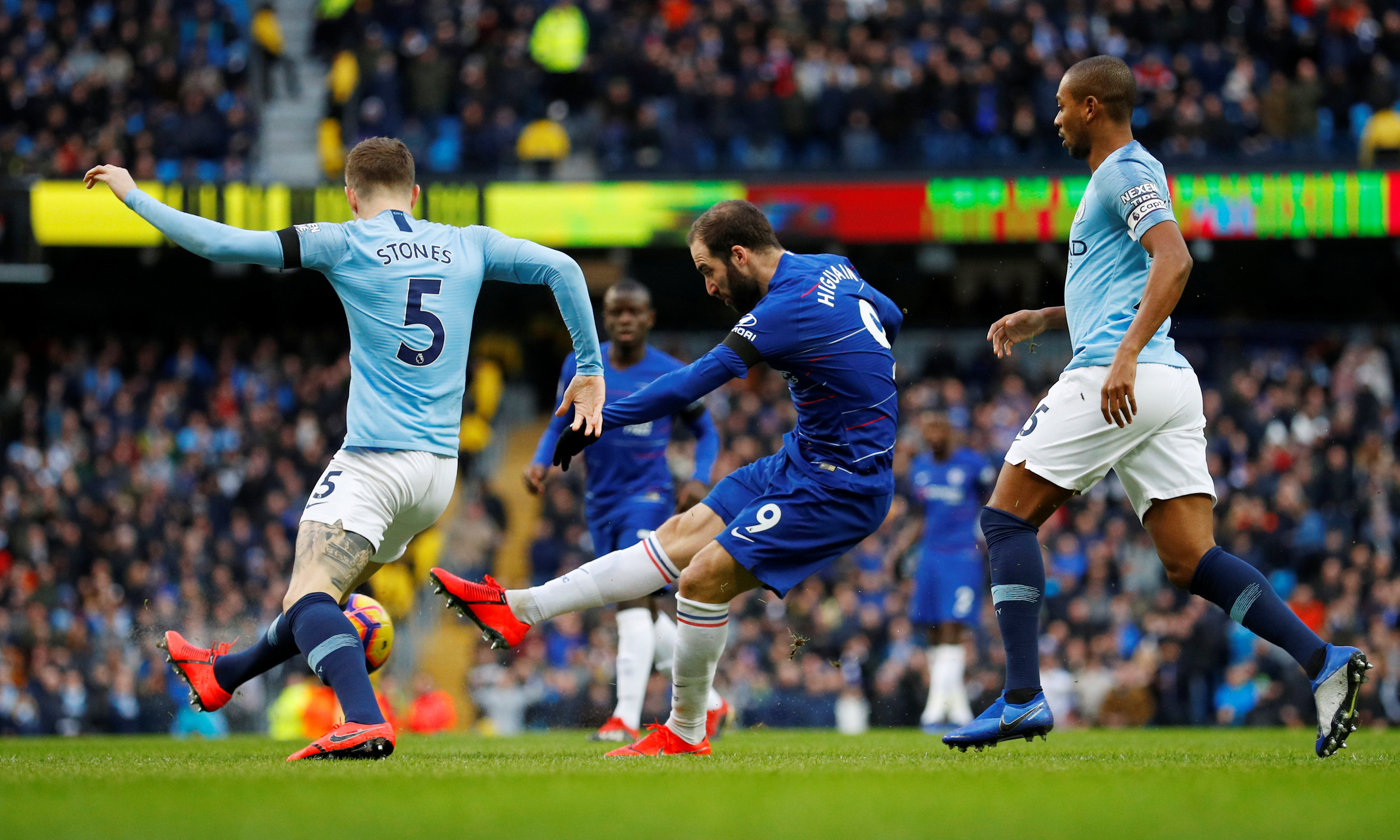 这队的反扑太猛了（这支球队的反扑势不可挡）