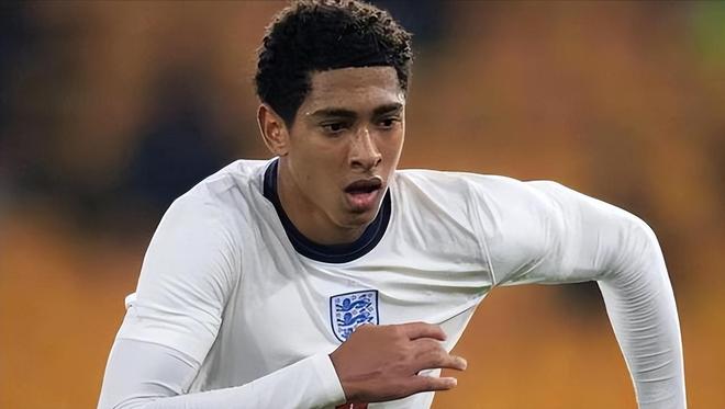 巴恩斯：我们在下半场真正打出了气势，这三分非常关键（巴恩斯：下半场打出气势，那记关键三分至关重要）