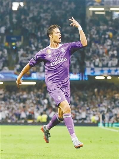 欧冠之夜又出现神剧本（欧冠之夜再度上演神奇剧本）