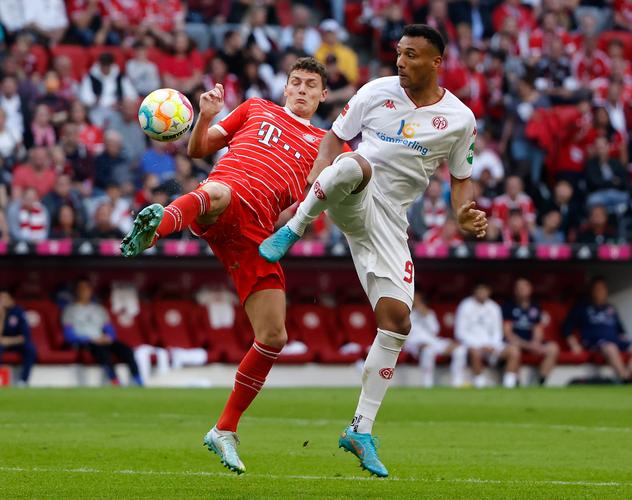 经纪人：当年尼斯管理层“绑架”了埃弗拉，想强行卖他去巴萨（经纪人称尼斯高层曾以“绑架”手段逼埃弗拉转会巴萨）