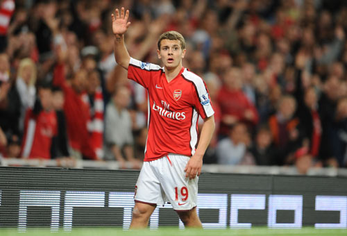 佛罗伦萨主场5-1大胜乌迪内斯，收获本赛季联赛首胜（佛罗伦萨主场5比1横扫乌迪内斯，迎来赛季联赛首胜）