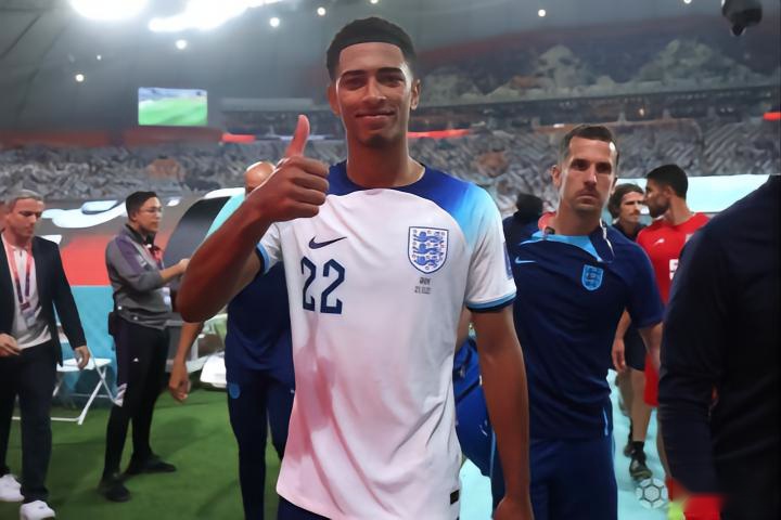 阿尔瓦雷斯：我小时候曾去过皇马试训几天（阿尔瓦雷斯回忆：童年曾赴皇马试训数日）