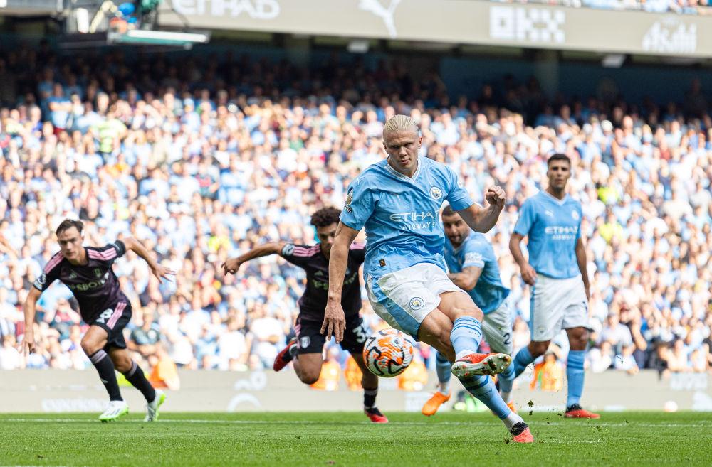 时隔两年半，官方：巴萨将在本周六对阵毕尔巴鄂竞技时回归诺坎普（官方宣布：巴萨时隔两年半将于本周六对阵毕尔巴鄂时重返诺坎普）